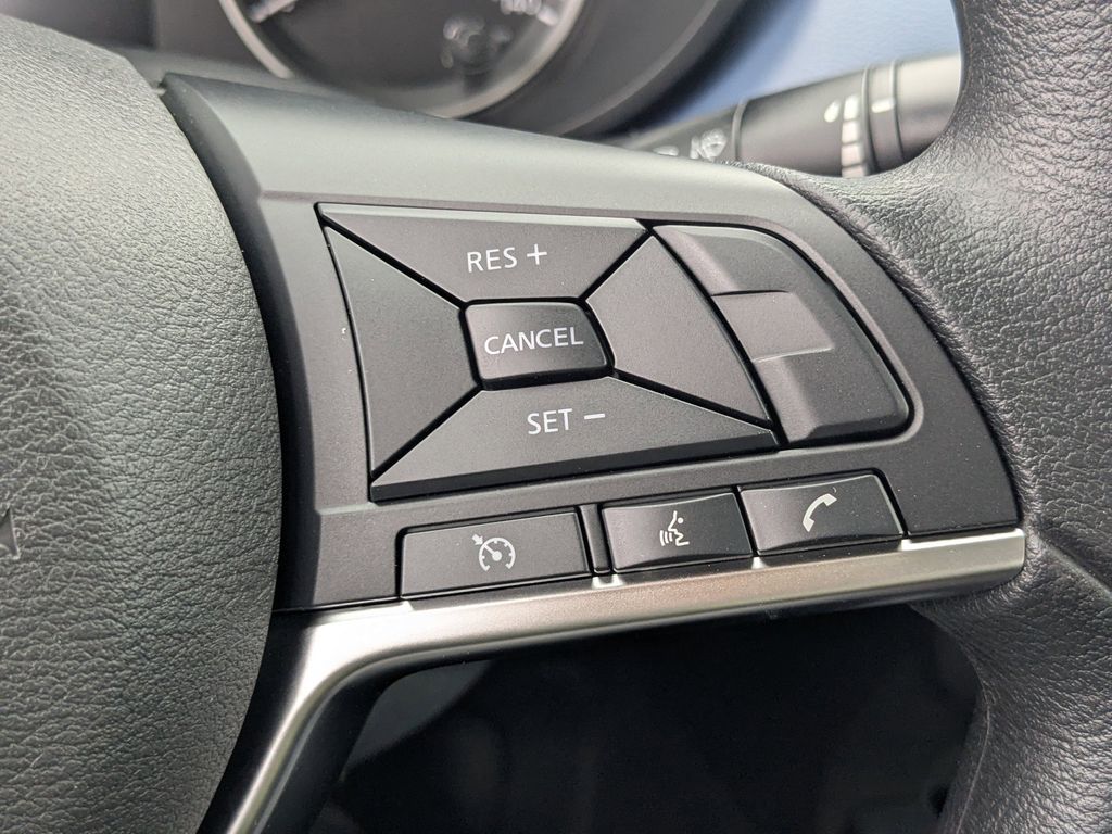 New 2025 Nissan Versa Sedan