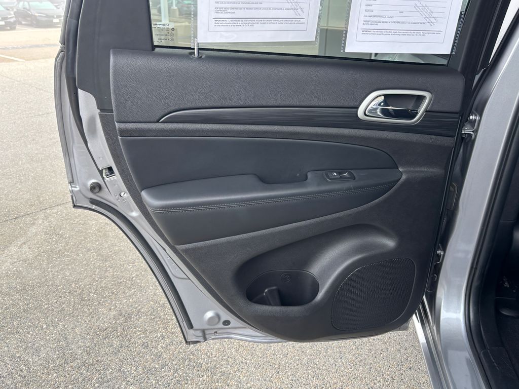 Thumbnail: 2021 Jeep Grand Cherokee - 26