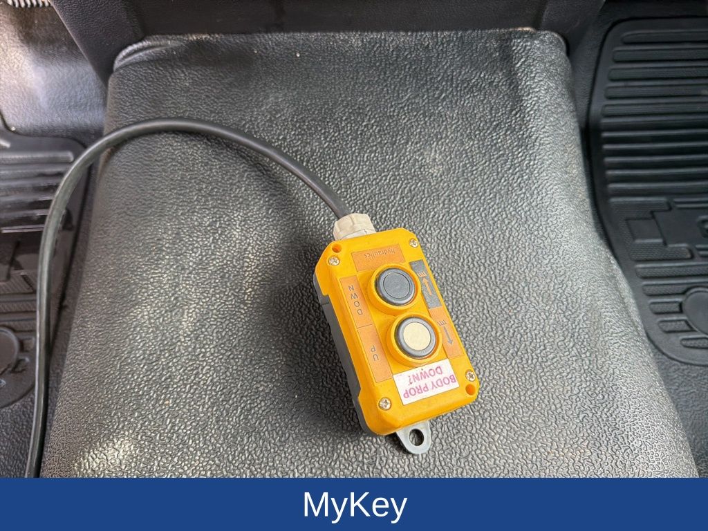 2021 Ford F-350 Chassis XL