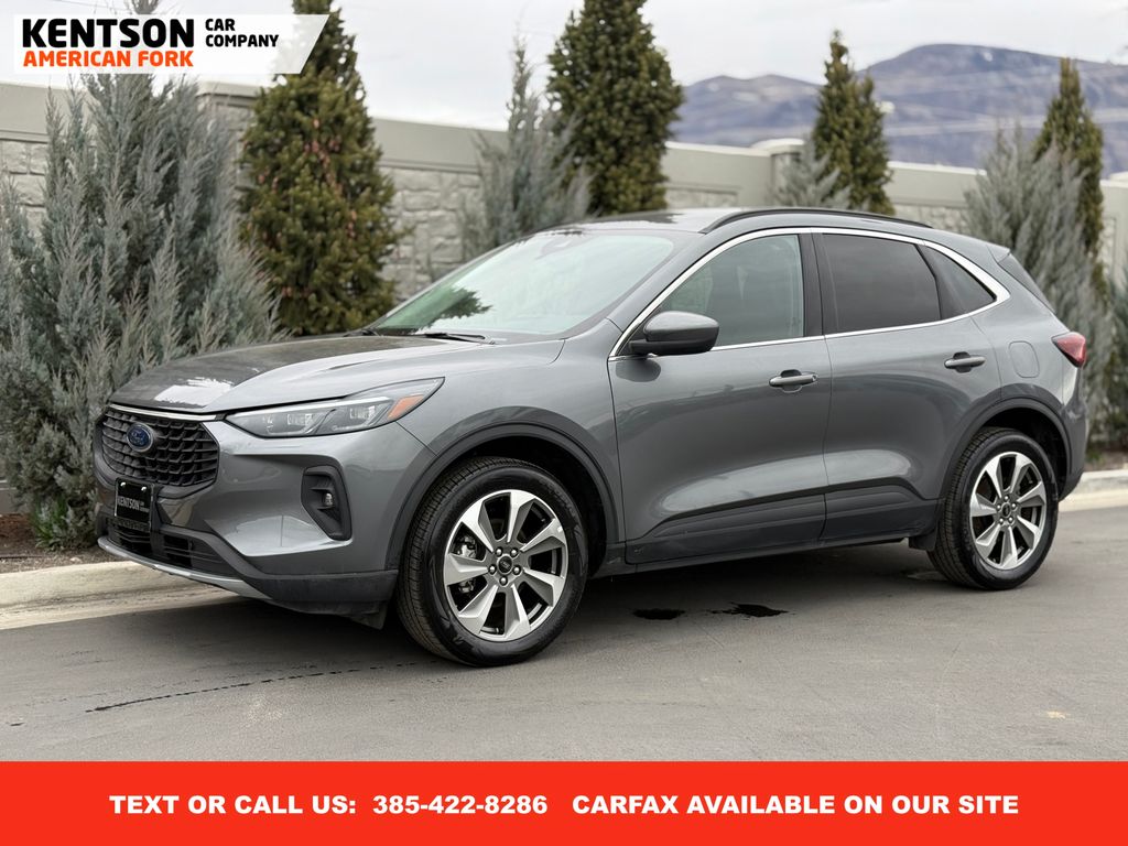 2025 Ford Escape Platinum AWD