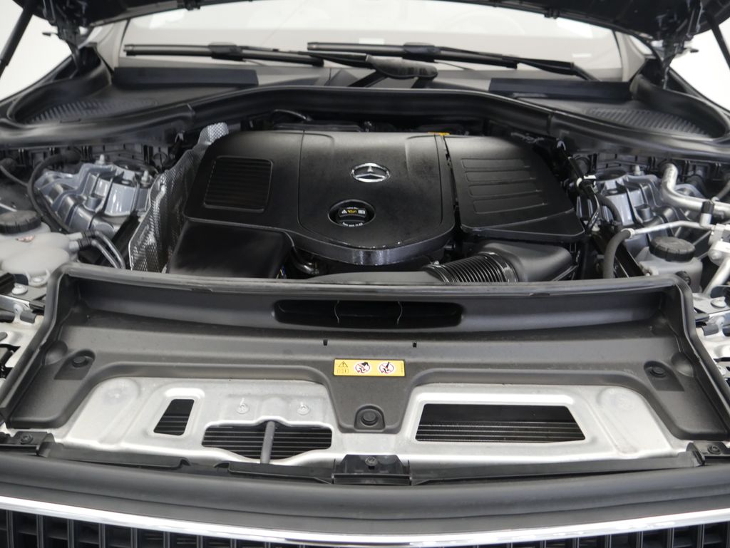 Thumbnail: 2023 Mercedes-Benz GLC - 13