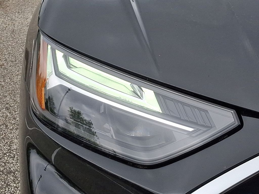 2024 Audi Q5 Premium 9