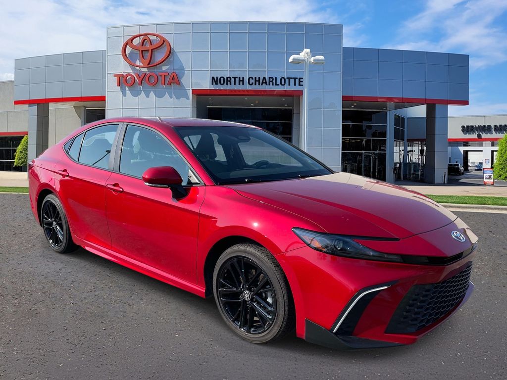 2025 Toyota Camry SE FWD