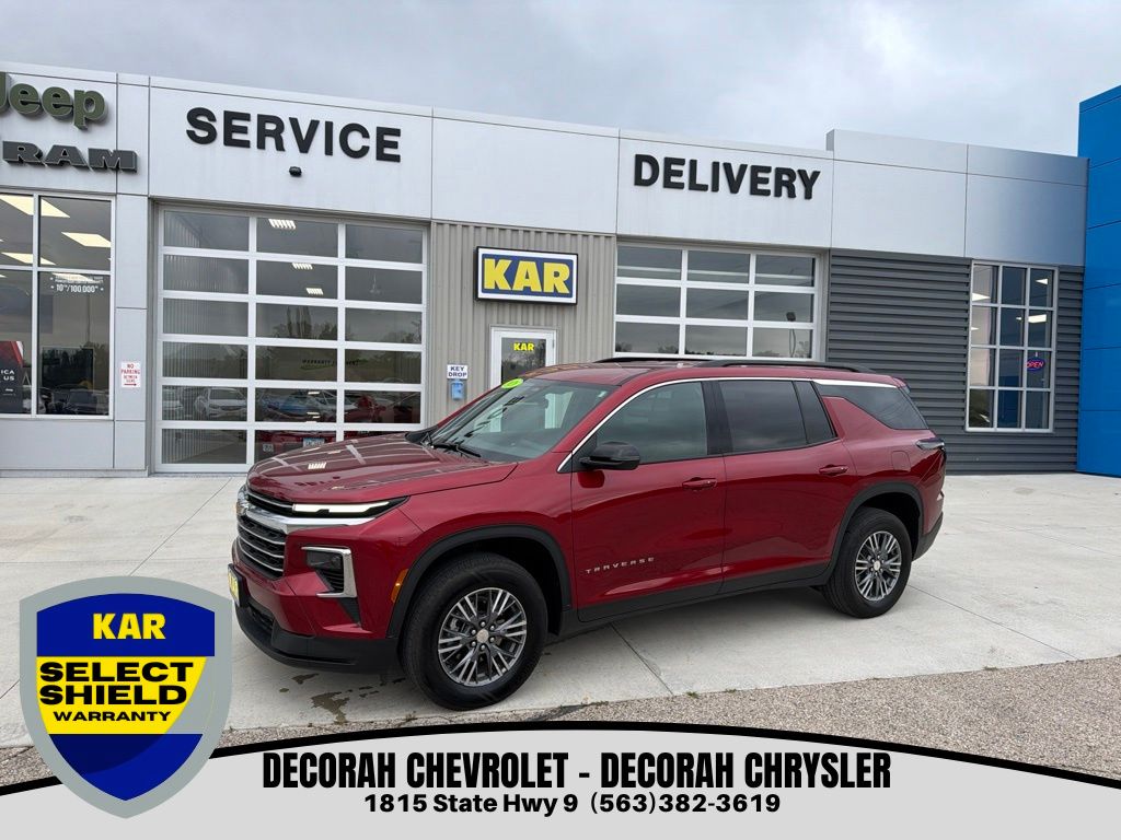 Radiant Red Tintcoat 2026 Chevrolet Traverse SUV / Crossover Four-Wheel Drive 8-Speed Automatic