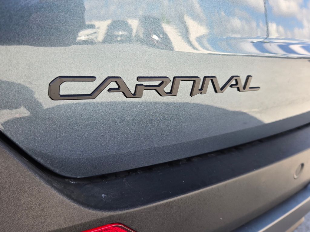 2027 Kia Carnival - $51,115