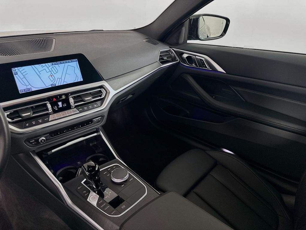 Thumbnail: 2022 BMW 4 Series - 24