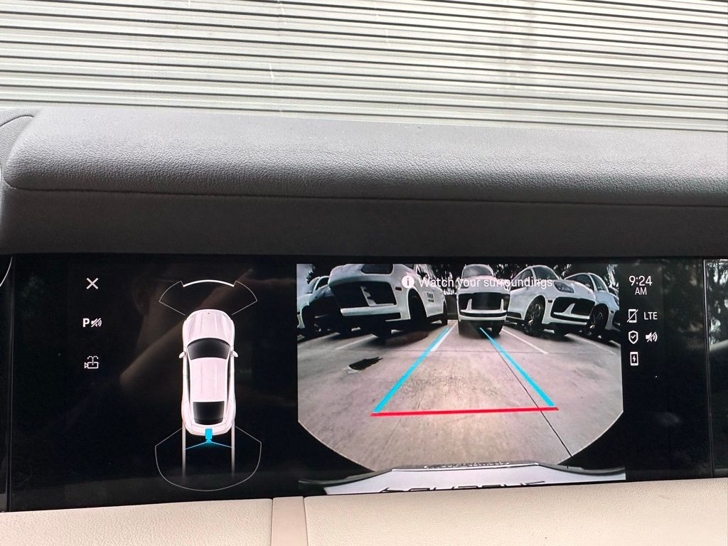 Thumbnail: 2023 Porsche Taycan - 27