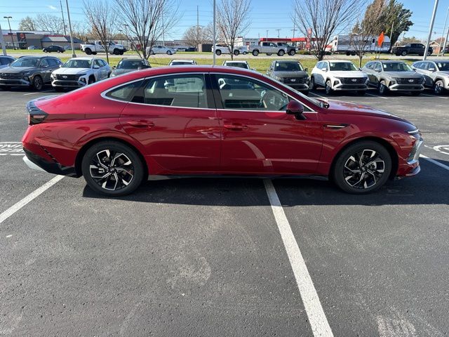 2024 Hyundai Sonata SEL 4