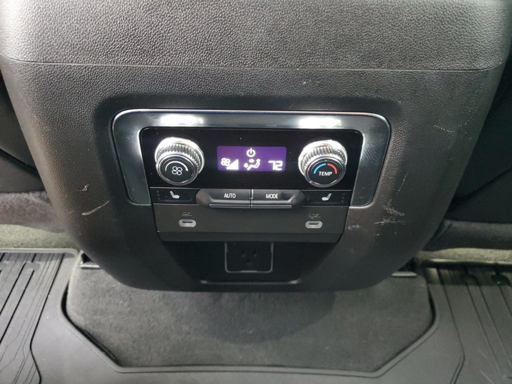 Used Car 2024 Gmc Yukon Xl  Slt For Sale Under $70,000 In Austin, Texas