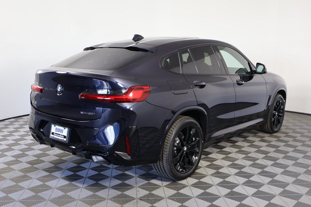 Thumbnail: 2025 BMW X4 - 2