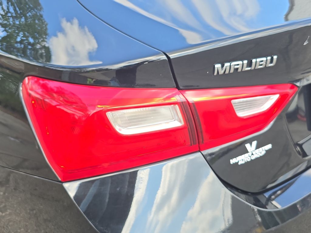 Used 2025 Chevrolet Malibu Sedan