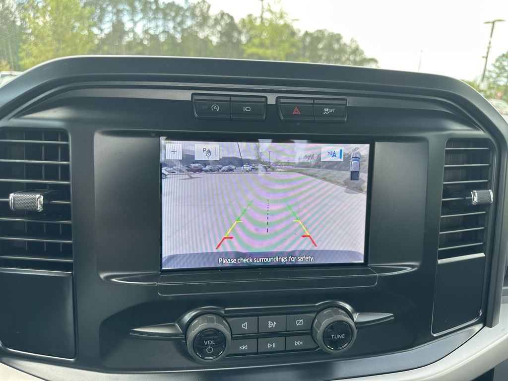 2023 Oxford White Ford F-150 XL RWD Truck
