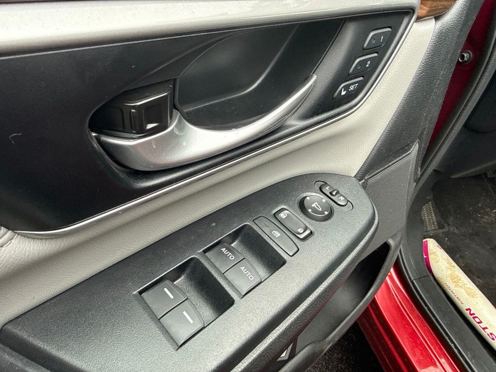 Certified Used 2020 Red Honda EX-L image 20