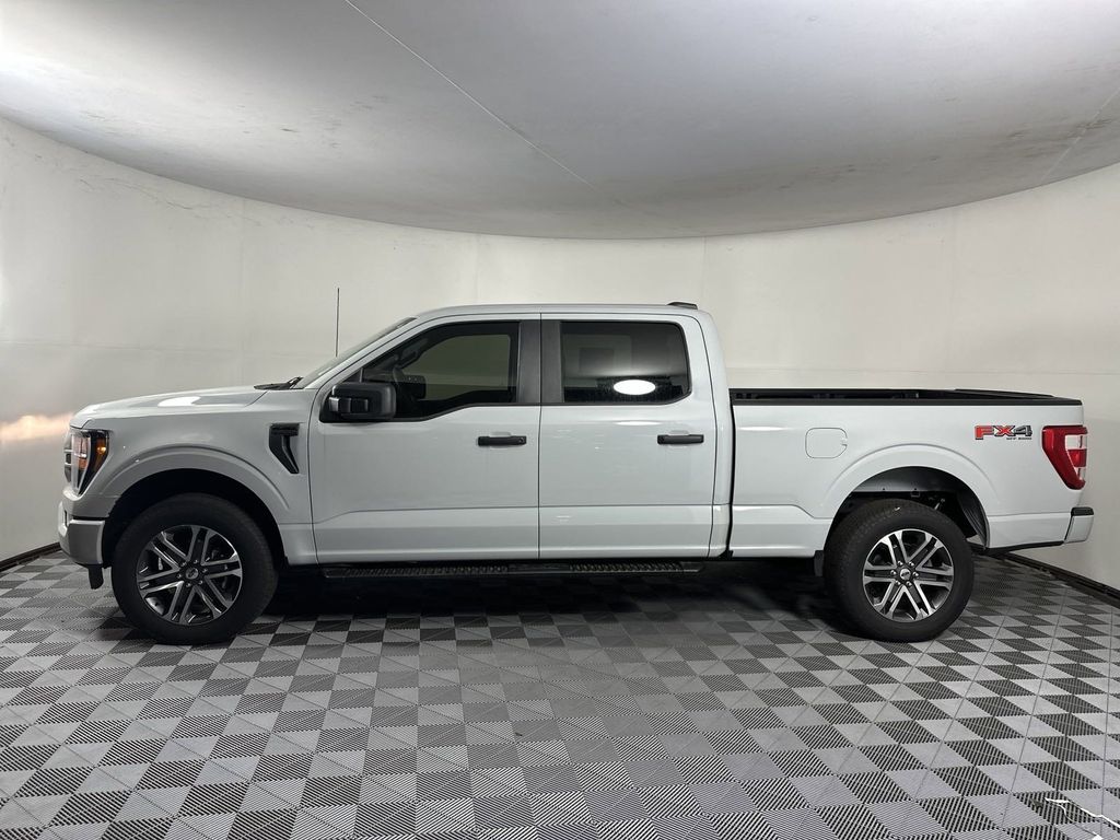 2023 Ford F-150 XL 4