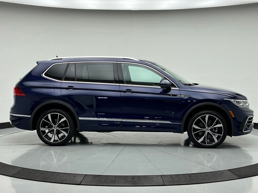 Thumbnail: 2024 Volkswagen Tiguan - 4