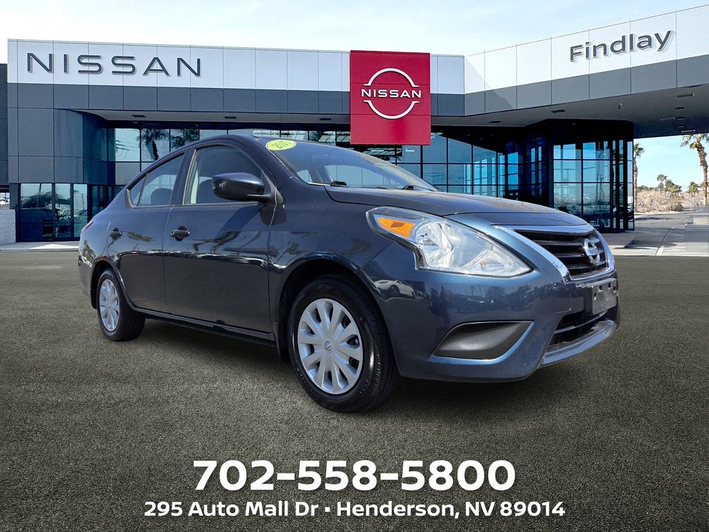 Gray (Graphite Blue) 2017 Nissan Versa S Sedan Front-Wheel Drive 5-Speed Manual