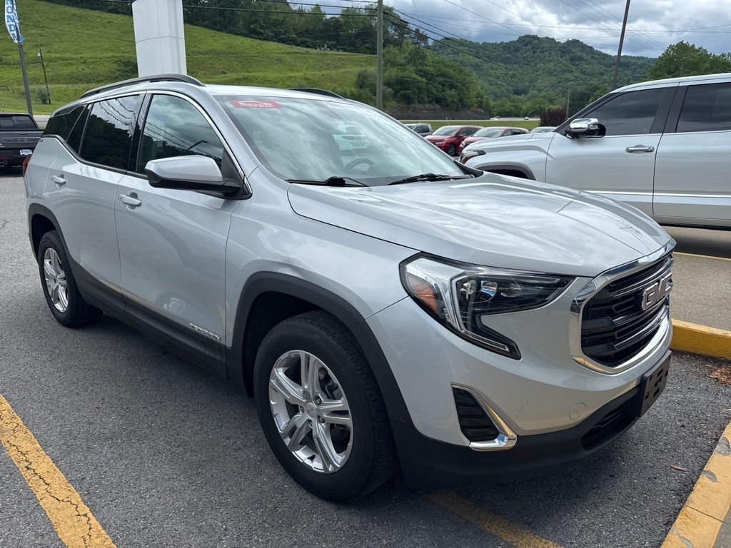 View vehicle photo 4