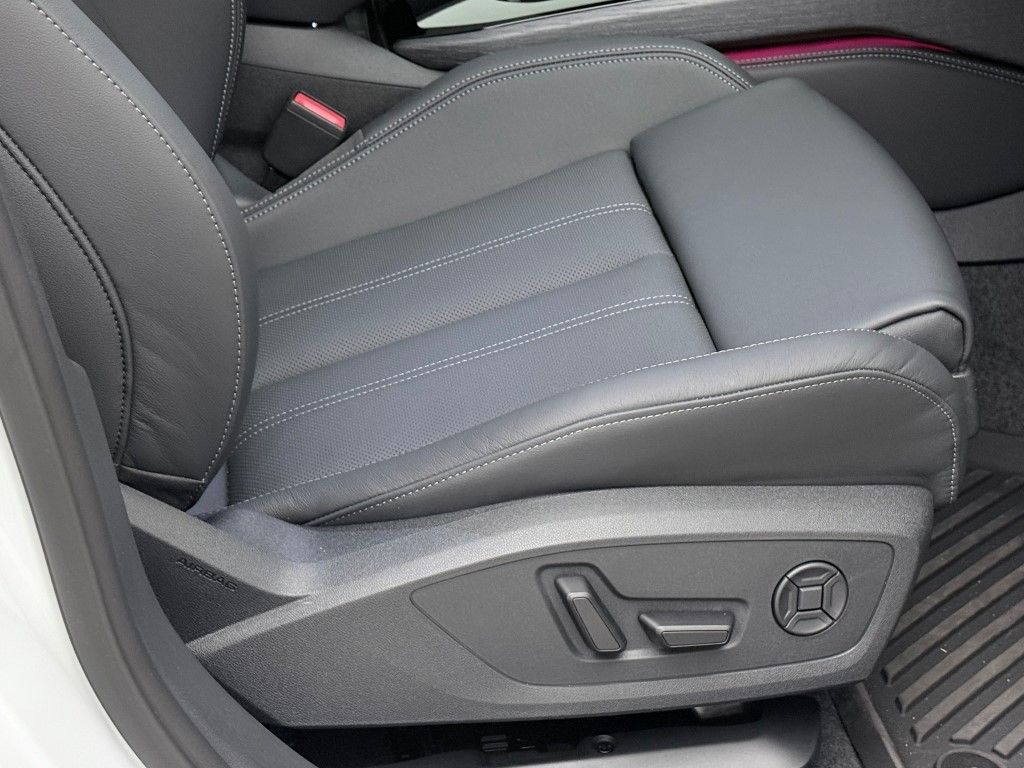 Thumbnail: 2025 Audi A5 - 17