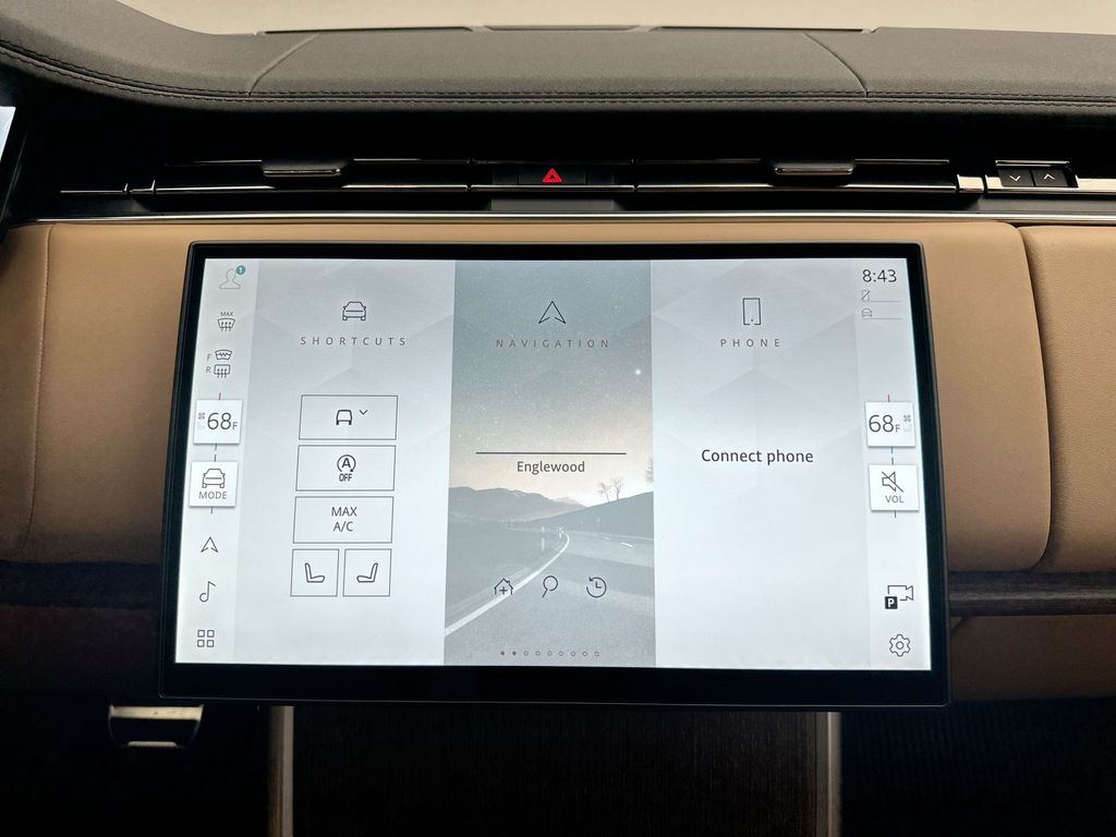 2025 Land Rover Range Rover SE 12