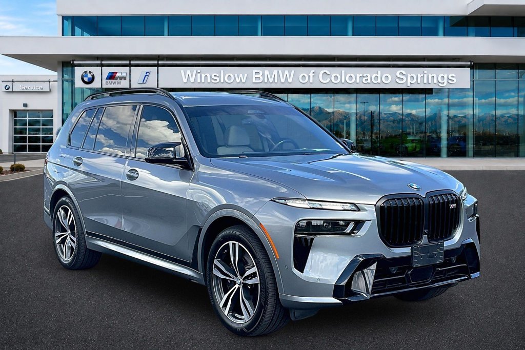 2024 BMW X7 M60i