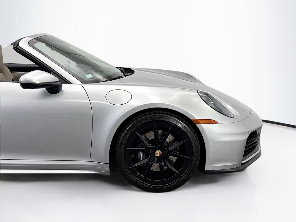 Thumbnail: 2025 Porsche 911 - 11
