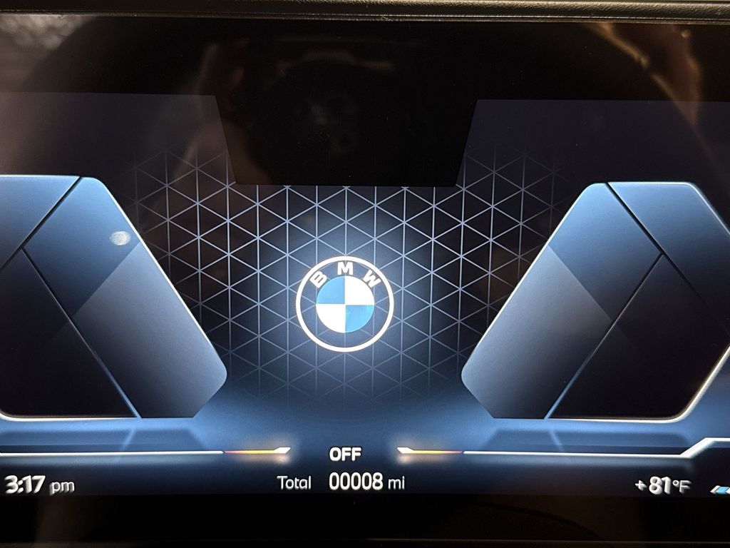 Thumbnail: 2027 BMW 5 Series - 15