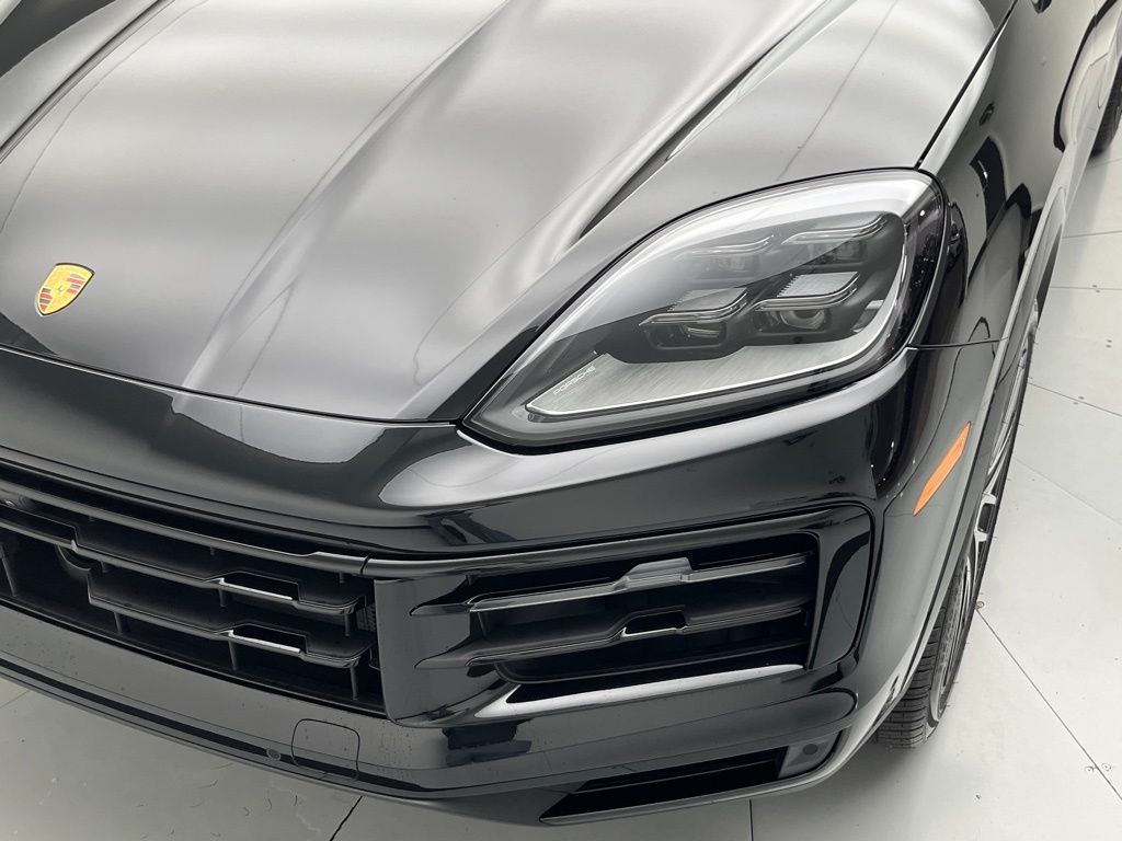 Thumbnail: 2025 Porsche Cayenne - 32