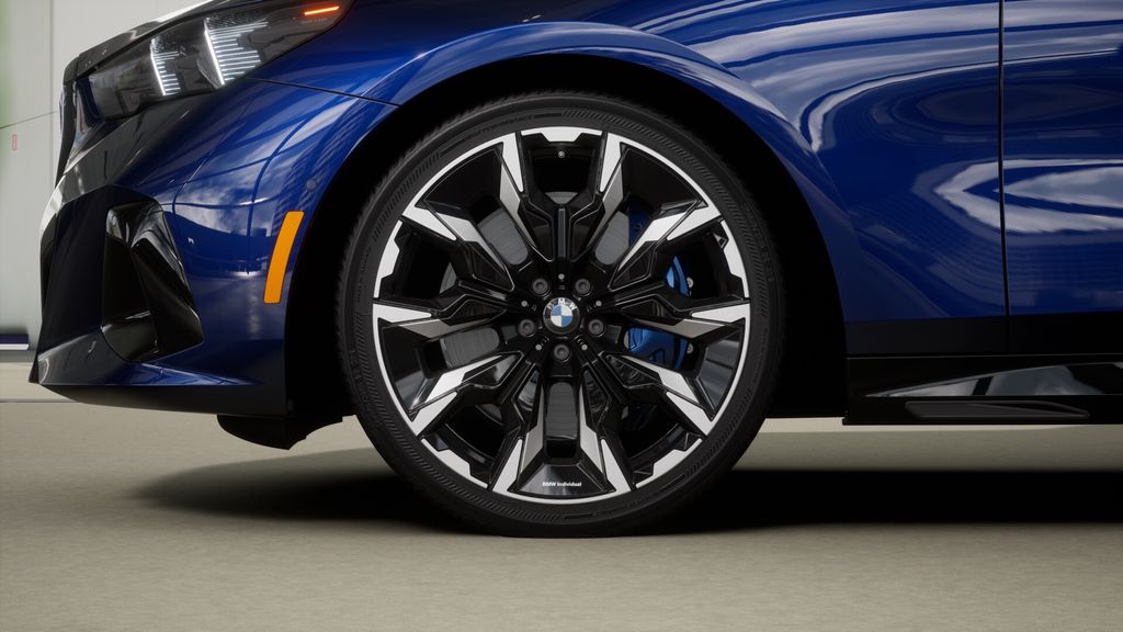 Thumbnail: 2026 BMW 5 Series - 7