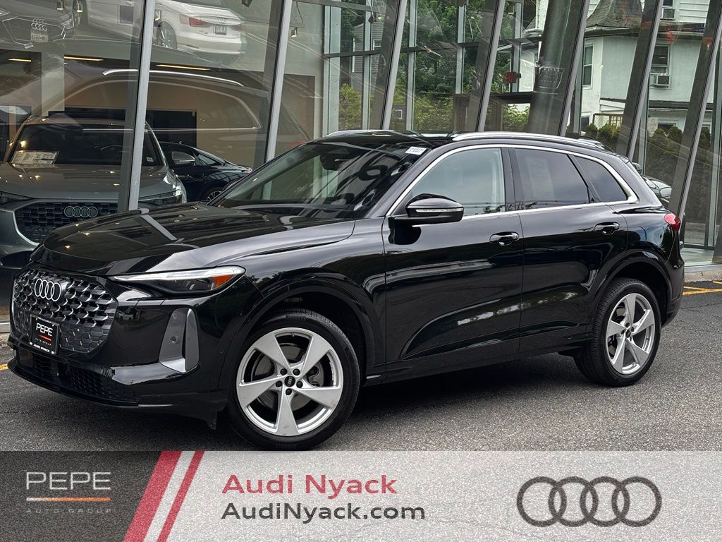 Mythos Black Metallic 2025 Audi Q5 SUV / Crossover All-Wheel Drive 7-Speed Automatic