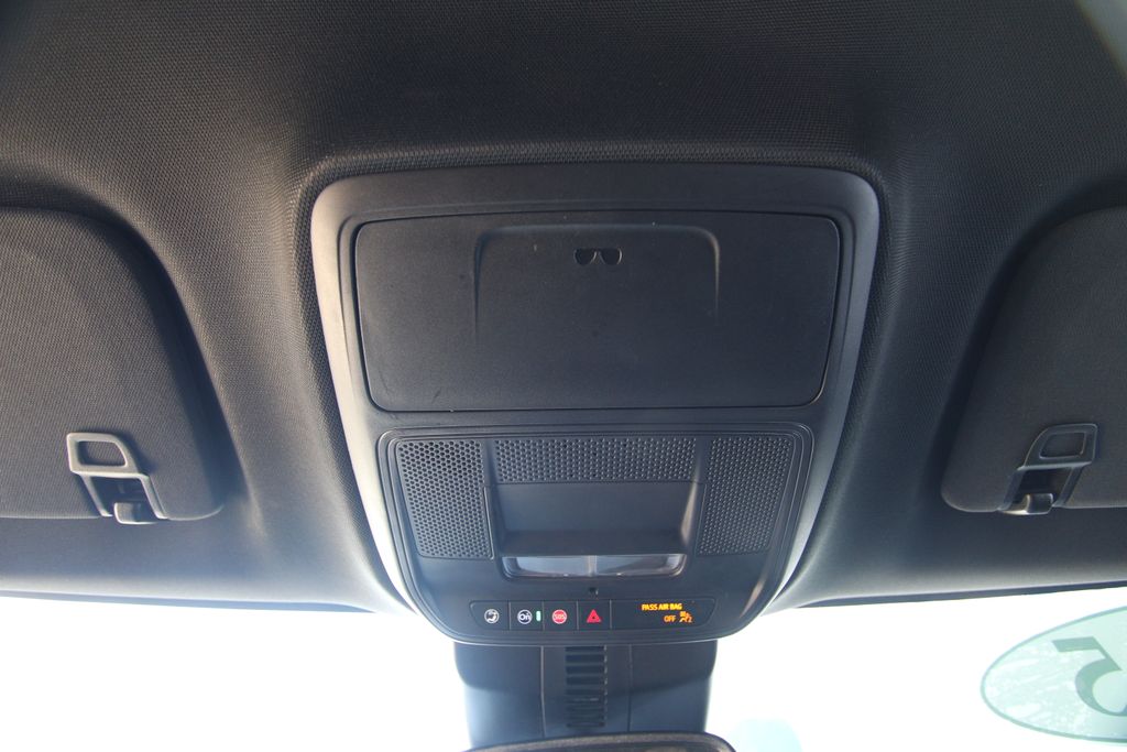 Used 2025 Buick Enclave SUV