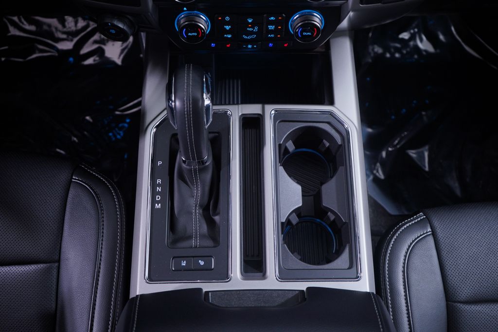 2018 Ford F-150 Lariat 13