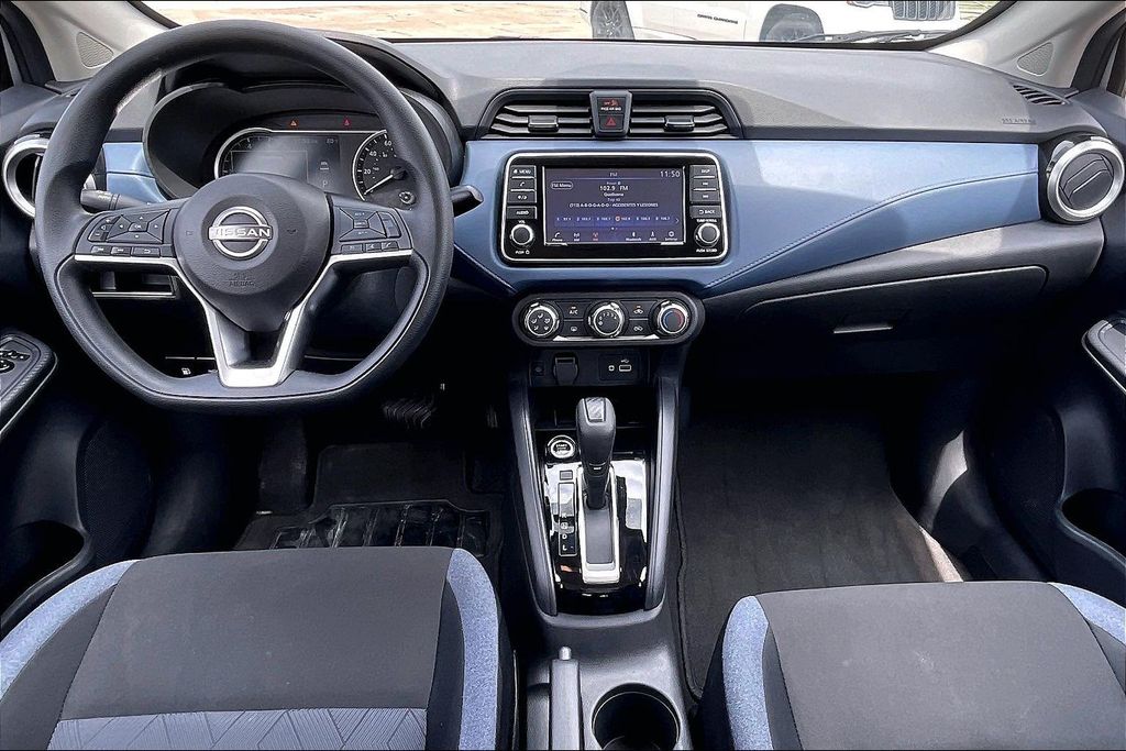 Used 2025 Nissan Versa 1.6 SV 4D Sedan