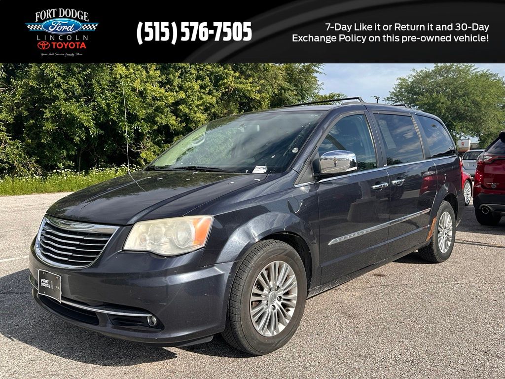 True Blue Pearlcoat 2013 Chrysler Town & Country Minivan Front-Wheel Drive 6-Speed Automatic