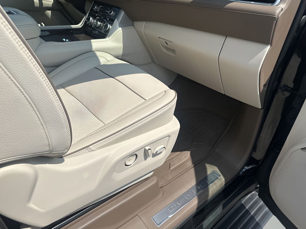 Used Car 2021 Gmc Yukon Xl  Denali For Sale In Austin, Texas