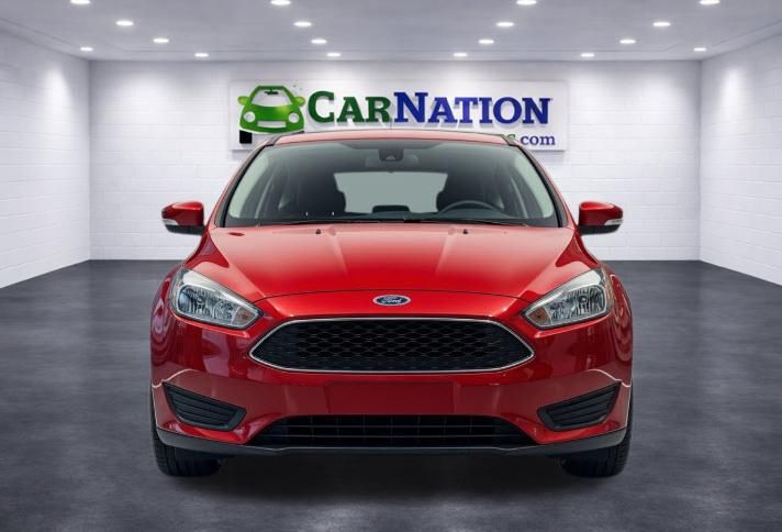 Photo 2 of 2016 Ford Focus SE