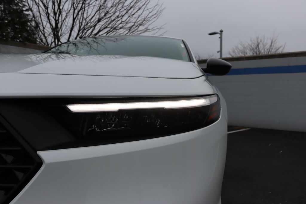 Thumbnail: 2025 Honda Accord - 9