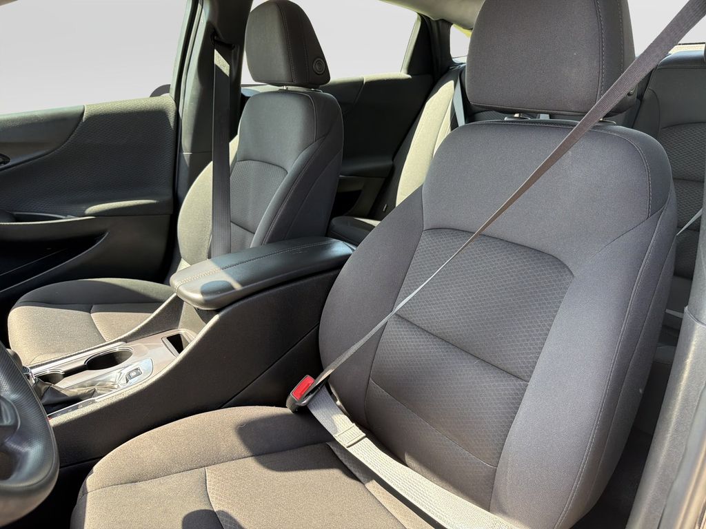 Used 2022 Gray Chevrolet LT image 11