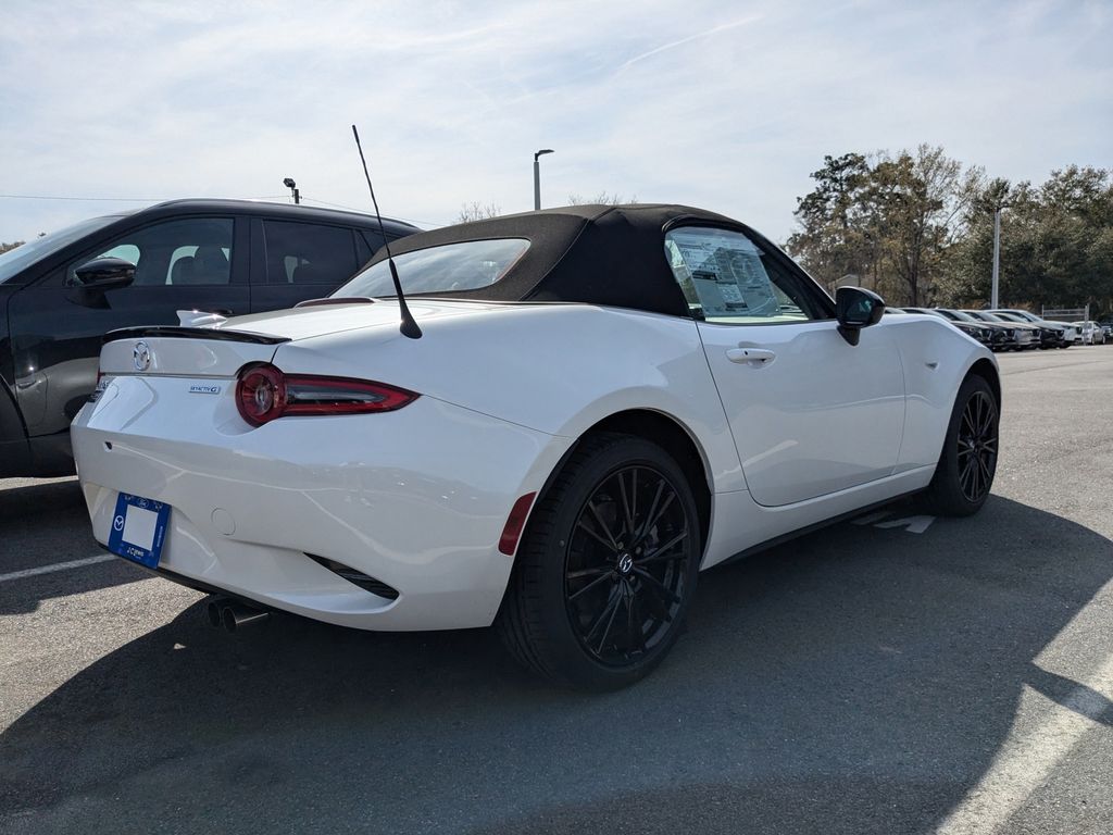 2025 Mazda MX-5 Miata Club