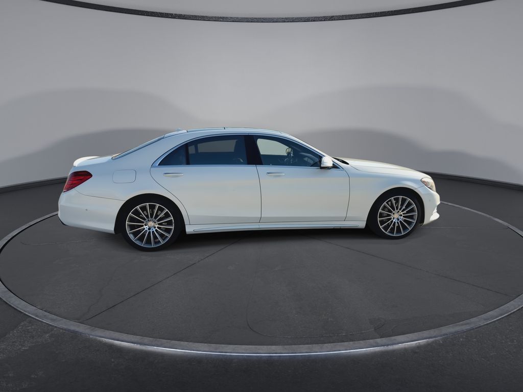 Thumbnail: 2016 Mercedes-Benz S-Class - 9