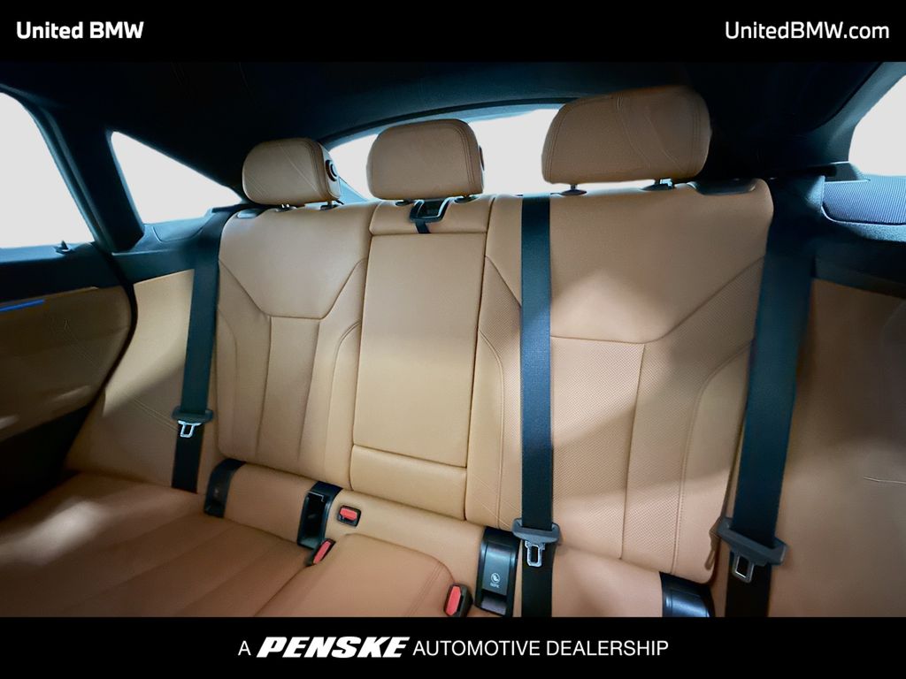 Thumbnail: 2026 BMW i4 - 13