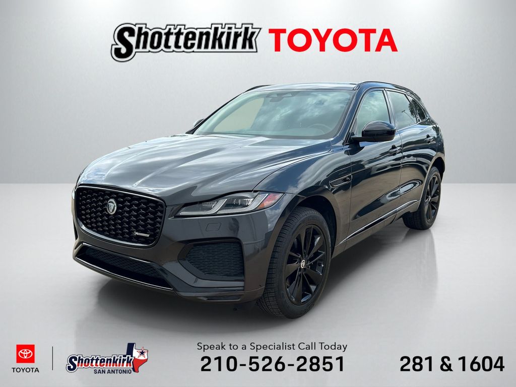 2024 Jaguar F-PACE P250 R-Dynamic S's photo