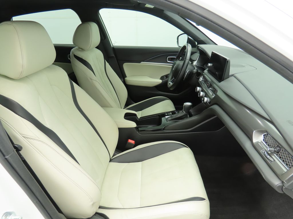 Thumbnail: 2023 Acura Integra - 18