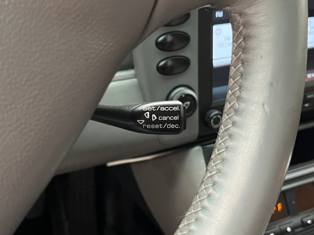 Thumbnail: 2004 Porsche 911 - 14