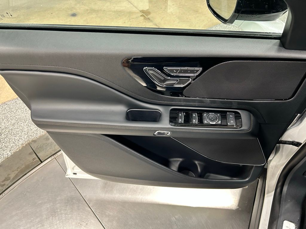 new 2026 Lincoln Aviator car, priced at $68,145