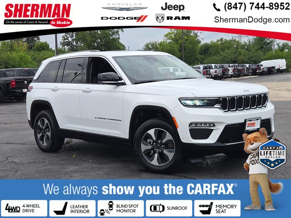 Bright White Clearcoat 2022 Jeep Grand Cherokee 4xe SUV / Crossover Four-Wheel Drive 8-Speed Automatic