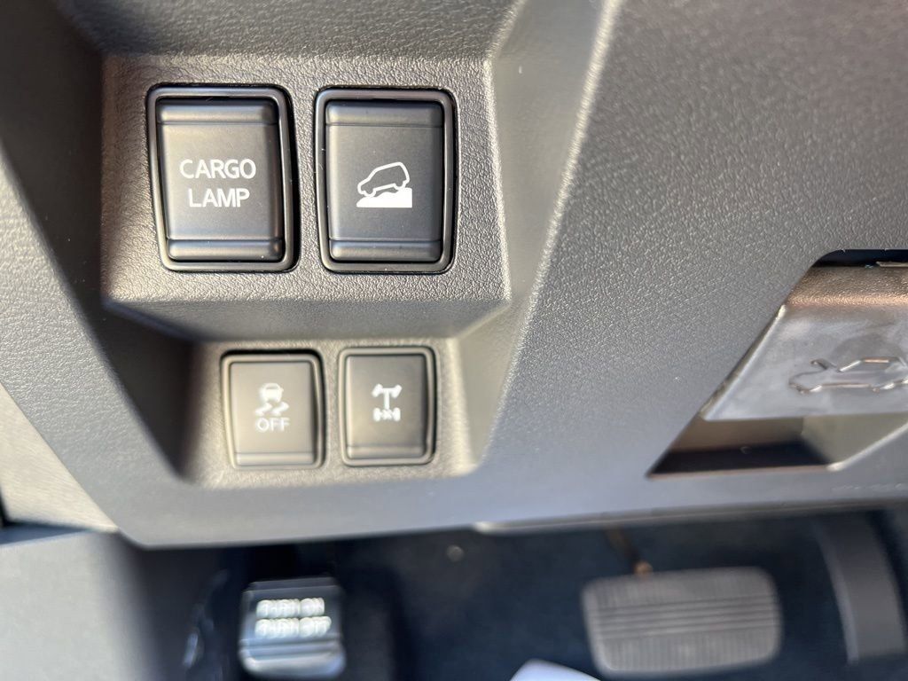 2025 Boulder Gray Pearl Nissan Frontier PRO-4X 4X4 Truck