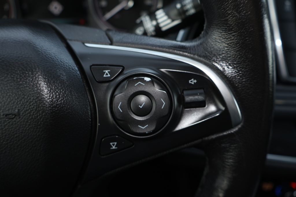2019 Buick Enclave Essence 13