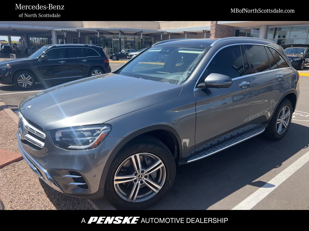 2022 Mercedes-Benz GLC 300 Hero Image