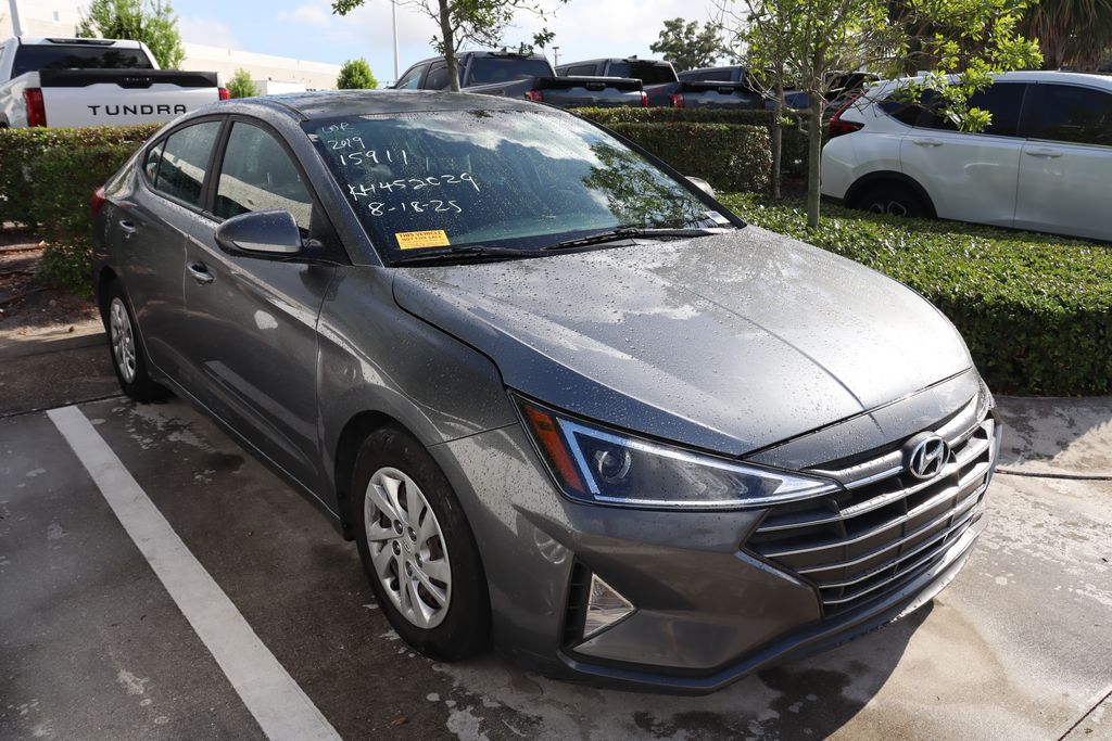 Thumbnail: 2019 Hyundai Elantra - 6