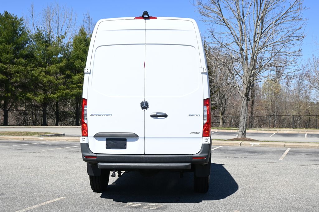 Thumbnail: 2023 Mercedes-Benz Sprinter - 15